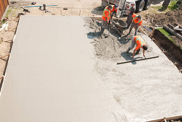 Best Concrete Pool Decks in South Lockport, NY